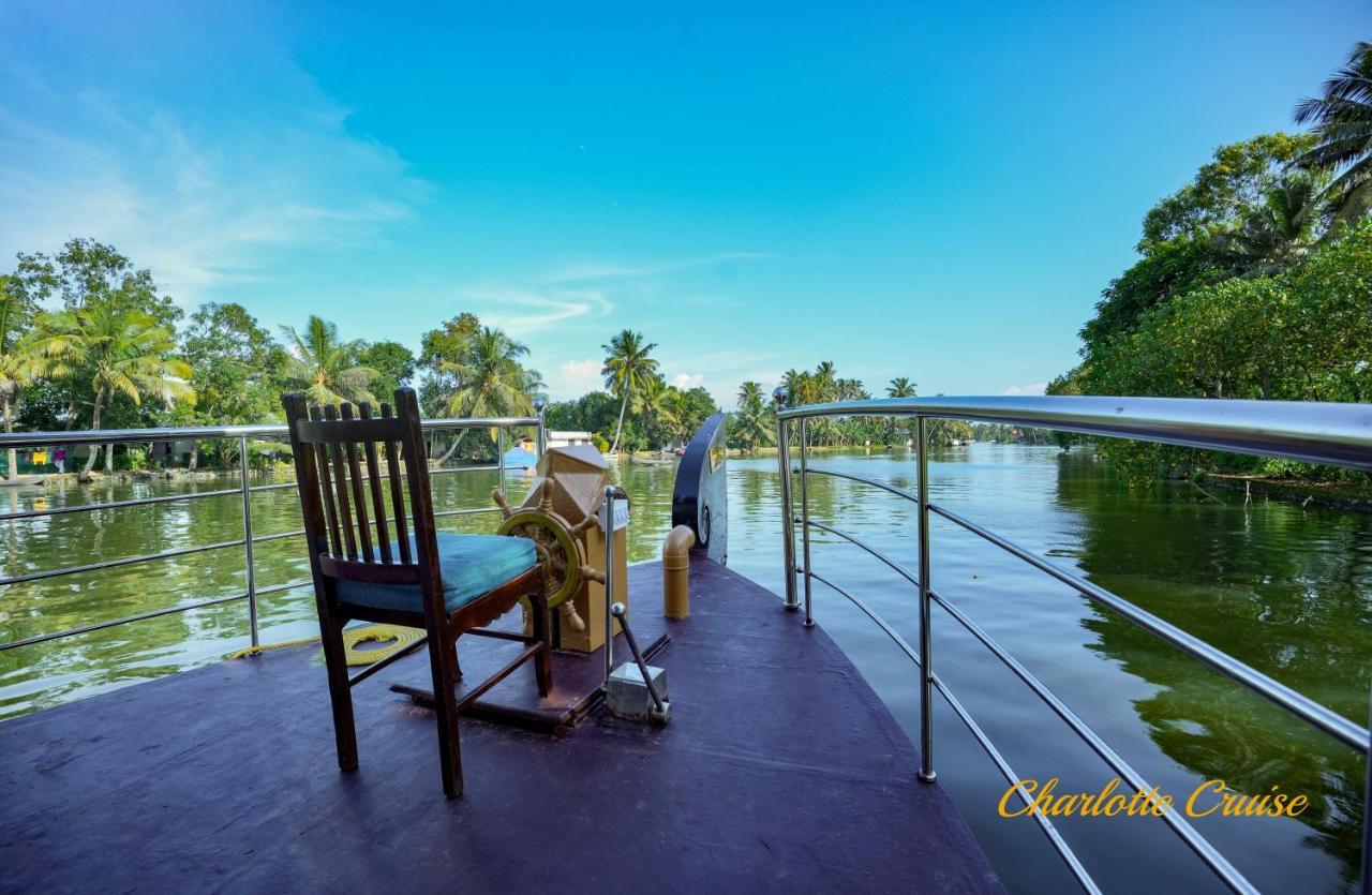 Charlotte Cruise House Boat Hotel Alappuzha Luaran gambar