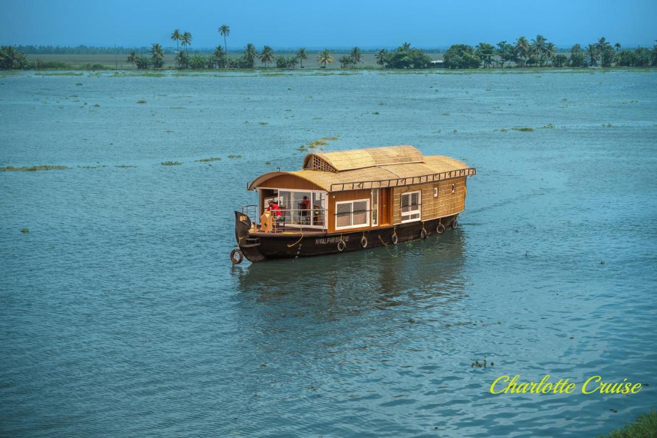 Charlotte Cruise House Boat Hotel Alappuzha Luaran gambar